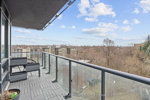 Photo 11 at 611 - 825 Church Street, Moore Park, Toronto