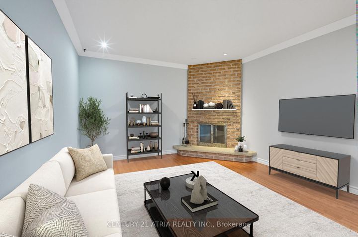 Photo 7 at 32 Fieldview Crescent, Milliken Mills West, Markham