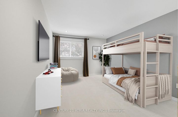 Photo 11 at 32 Fieldview Crescent, Milliken Mills West, Markham