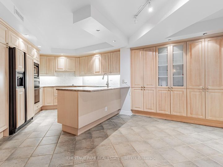 Photo 4 at 514 - 2727 Yonge Street, Lawrence Park South, Toronto