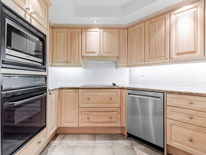Photo 5 at 514 - 2727 Yonge Street, Lawrence Park South, Toronto