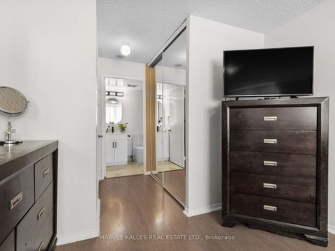 Photo 18 at 211 - 2550 Lawrence Avenue E, Dorset Park, Toronto