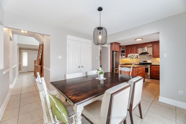 Photo 15 at 66 Settler Court, Heart Lake West, Brampton