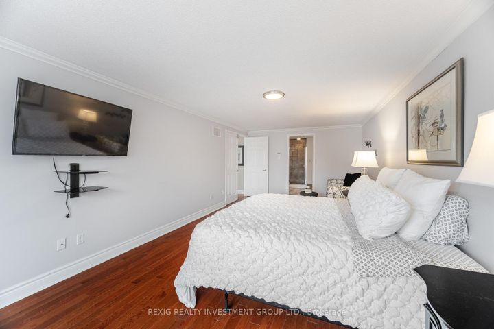 Photo 25 at 66 Settler Court, Heart Lake West, Brampton