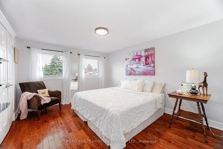 Photo 31 at 66 Settler Court, Heart Lake West, Brampton