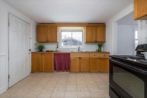 Photo 8 at 116 Huronia Road, Allandale, Barrie Photo 8 at 116 Huronia Road, Allandale, Barrie