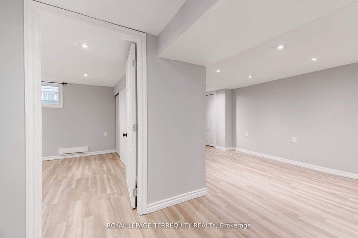 Photo 24 at 739 Upper Gage Avenue, Hampton Heights, Hamilton