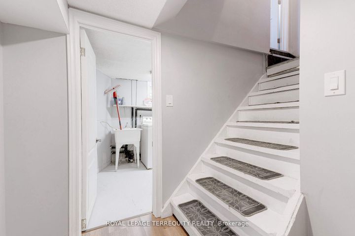 Photo 26 at 739 Upper Gage Avenue, Hampton Heights, Hamilton