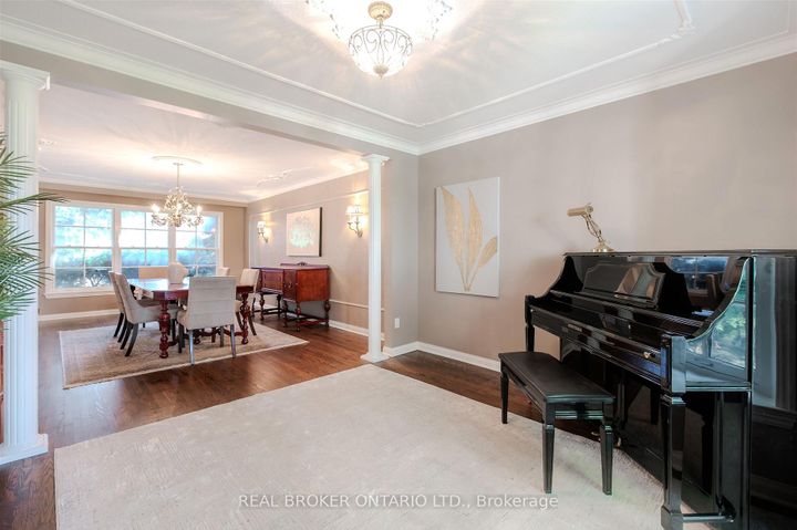 Photo 6 at 6 Streatham Place, Rosethorn, Toronto
