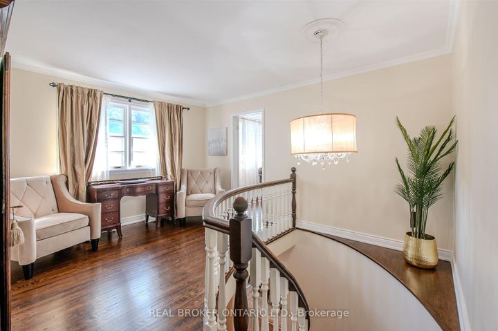 Photo 18 at 6 Streatham Place, Rosethorn, Toronto