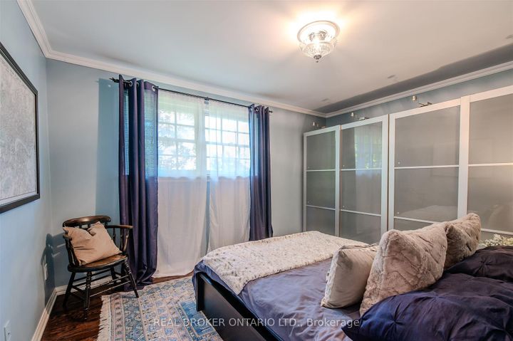 Photo 26 at 6 Streatham Place, Rosethorn, Toronto