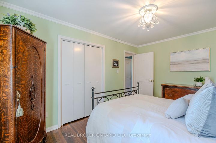Photo 29 at 6 Streatham Place, Rosethorn, Toronto