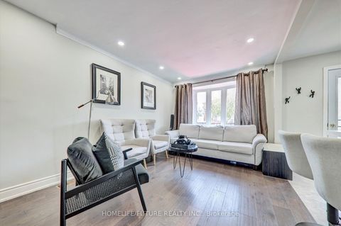 Photo 9 at 26 North Bonnington Avenue, Birchmount, Toronto