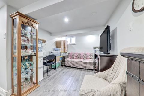 Photo 23 at 26 North Bonnington Avenue, Birchmount, Toronto