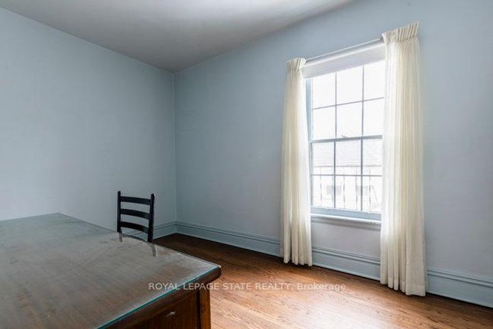 Photo 27 at 142 Aberdeen Avenue, Durand, Hamilton