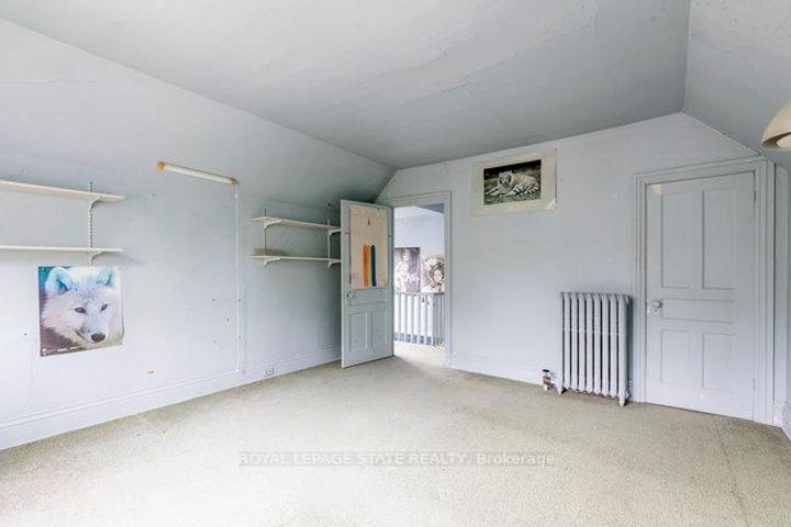 Photo 32 at 142 Aberdeen Avenue, Durand, Hamilton