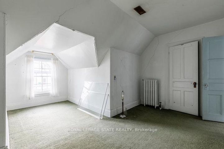 Photo 35 at 142 Aberdeen Avenue, Durand, Hamilton