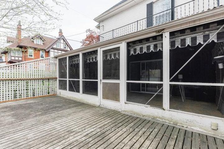 Photo 46 at 142 Aberdeen Avenue, Durand, Hamilton