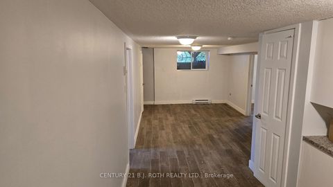 Photo 15 at 121 Cumberland Street, Allandale, Barrie
