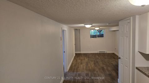 Photo 21 at 121 Cumberland Street, Allandale, Barrie