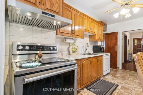 Photo 11 at 67 Kings Park Boulevard, East York, Toronto