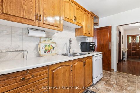 Photo 12 at 67 Kings Park Boulevard, East York, Toronto