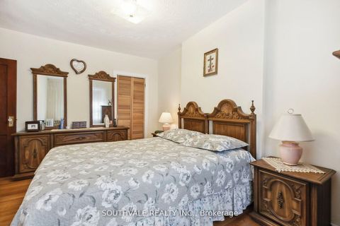 Photo 24 at 67 Kings Park Boulevard, East York, Toronto