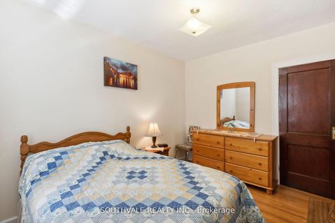 Photo 28 at 67 Kings Park Boulevard, East York, Toronto
