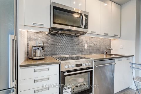 Photo 10 at 3702 - 99 John Street, Waterfront Communities C1, Toronto
