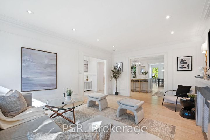 Photo 2 at 7 Glenarden Road, Forest Hill North, Toronto
