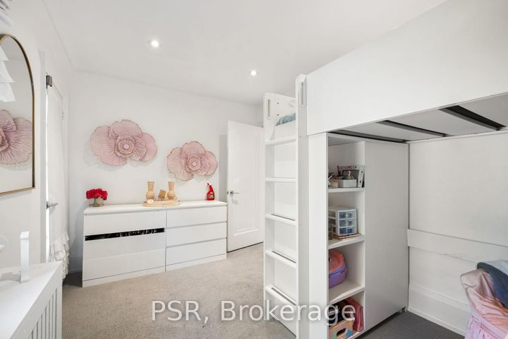 Photo 10 at 7 Glenarden Road, Forest Hill North, Toronto