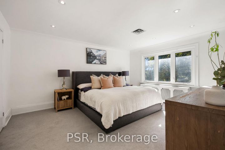 Photo 13 at 7 Glenarden Road, Forest Hill North, Toronto