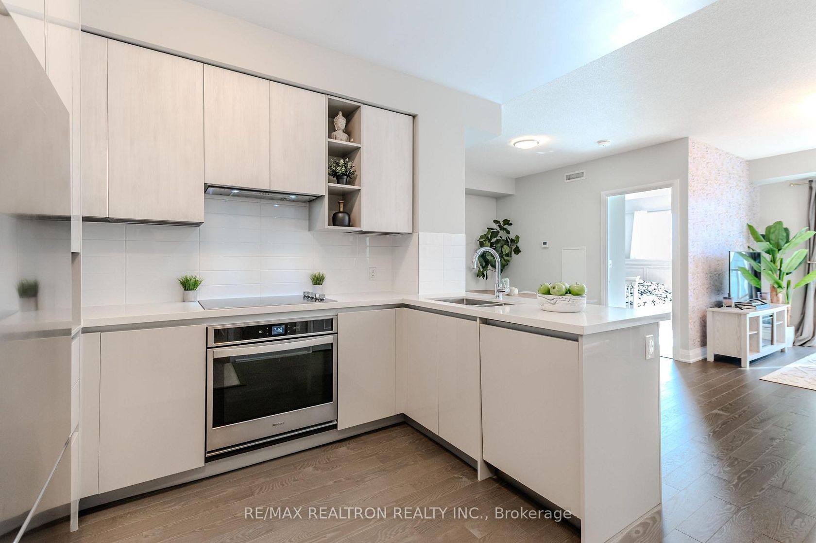 710 - 398 HIGHWAY 7 EAST, Doncrest, Richmond Hill 
