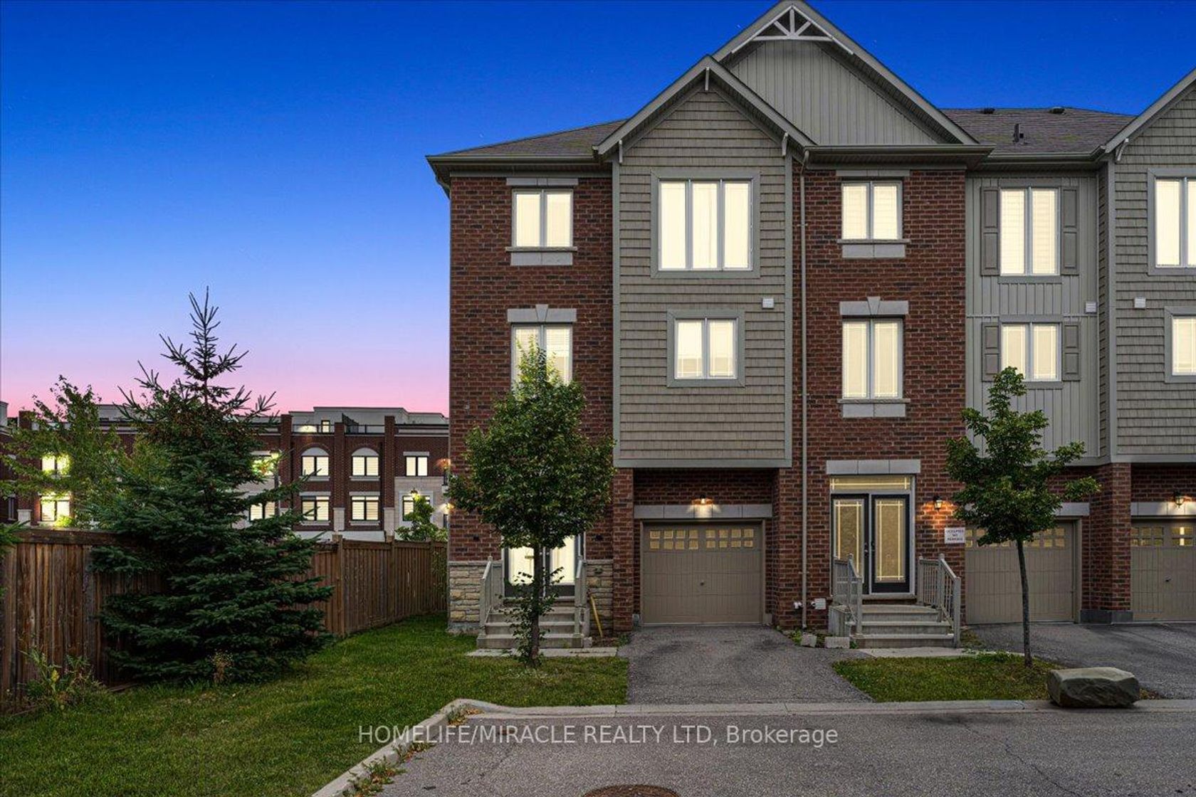 402 Dougall Avenue, Rural Caledon, Caledon 