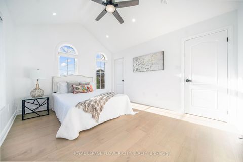 Photo 26 at 57 St Nicholas Crescent, Vellore Village, Vaughan