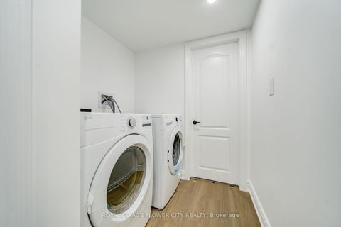 Photo 33 at 57 St Nicholas Crescent, Vellore Village, Vaughan
