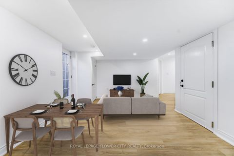 Photo 37 at 57 St Nicholas Crescent, Vellore Village, Vaughan