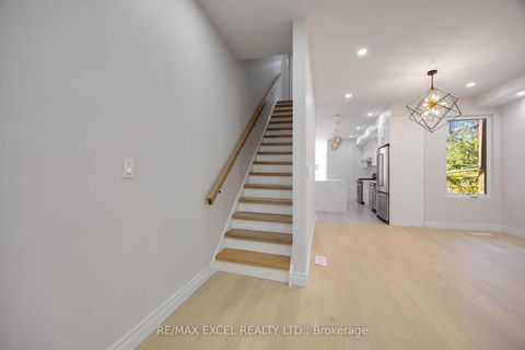 Photo 33 at 806 Gladstone Avenue, Junction, Toronto