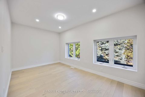 Photo 43 at 806 Gladstone Avenue, Junction, Toronto