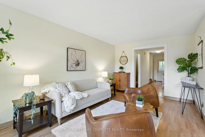 Photo 4 at 365 Cochrane Road, Glenview, Hamilton