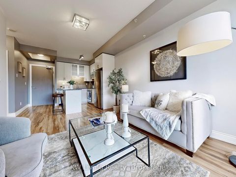 Photo 7 at 509A - 9088 Yonge Street, South Richvale, Richmond Hill
