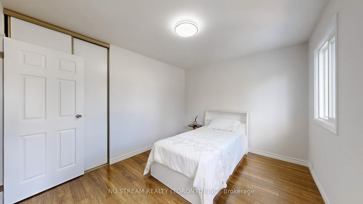 Photo 10 at 95 Madsen Crescent, Markville, Markham