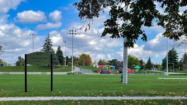 Photo 23 at 95 Madsen Crescent, Markville, Markham
