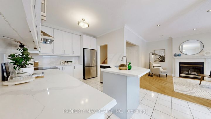 Photo 6 at 48 Elmrill Road, Berczy, Markham