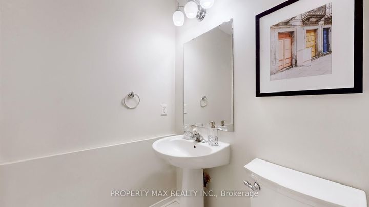 Photo 14 at 48 Elmrill Road, Berczy, Markham