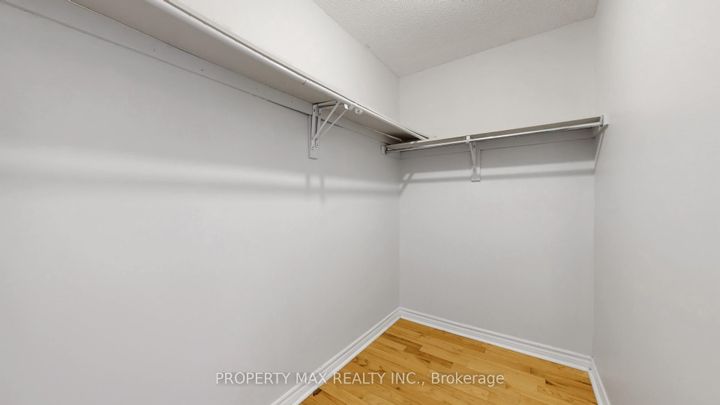 Photo 18 at 48 Elmrill Road, Berczy, Markham