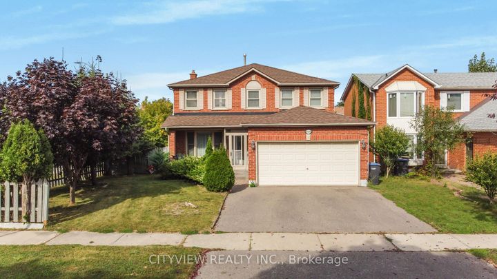 Photo 2 at 4165 Independence Avenue, Rathwood, Mississauga