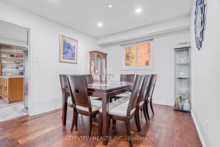 Photo 9 at 4165 Independence Avenue, Rathwood, Mississauga