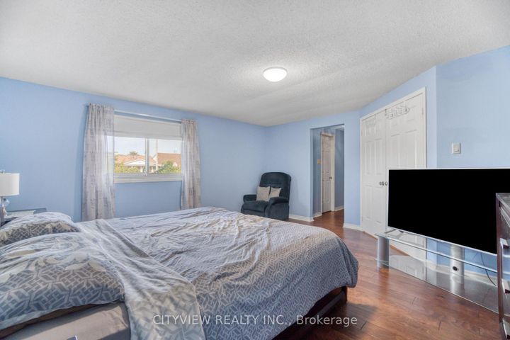 Photo 30 at 4165 Independence Avenue, Rathwood, Mississauga