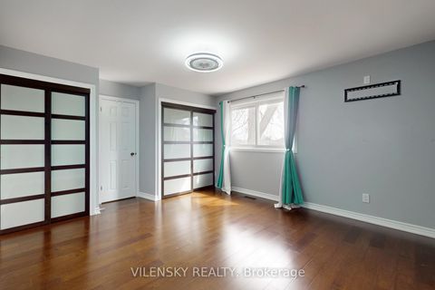 Photo 18 at 31 Royal Colwood Court, Glen Shields, Vaughan